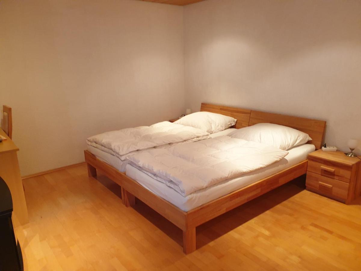 Wohnung Fuer 4 Personen, 2 Schlafzimmer, 2 Parkplaetze, Wlan Konstanz Eksteriør bilde